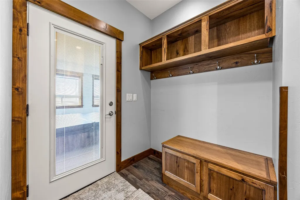 447 Labrador Trail Corvallis MT 59828
