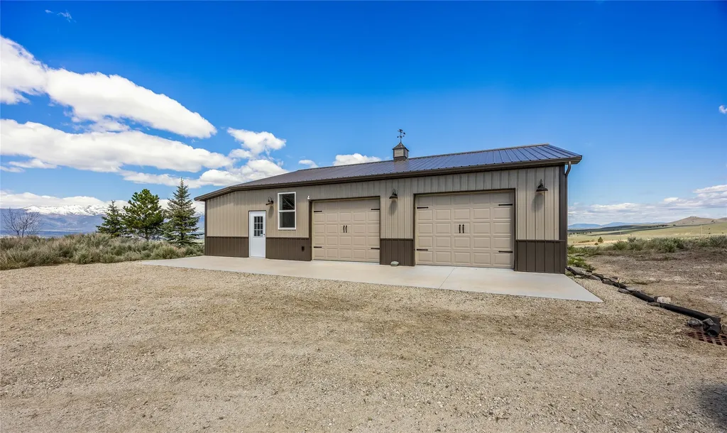 447 Labrador Trail Corvallis MT 59828