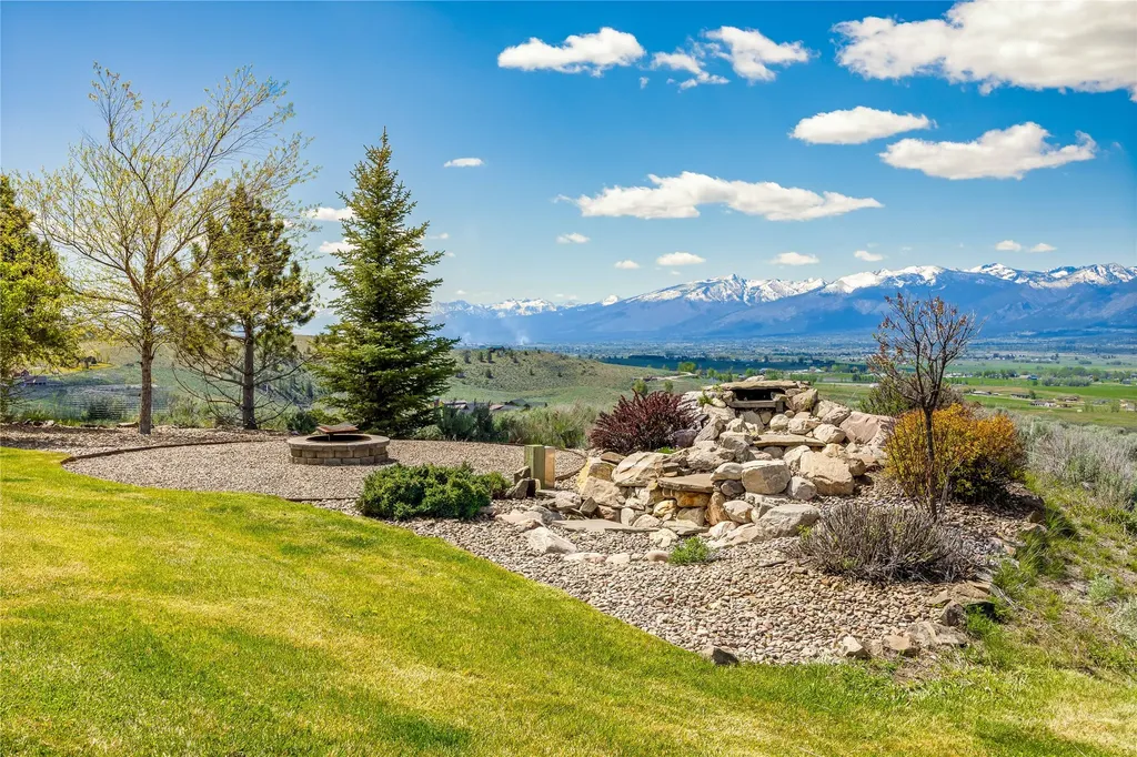 447 Labrador Trail Corvallis MT 59828