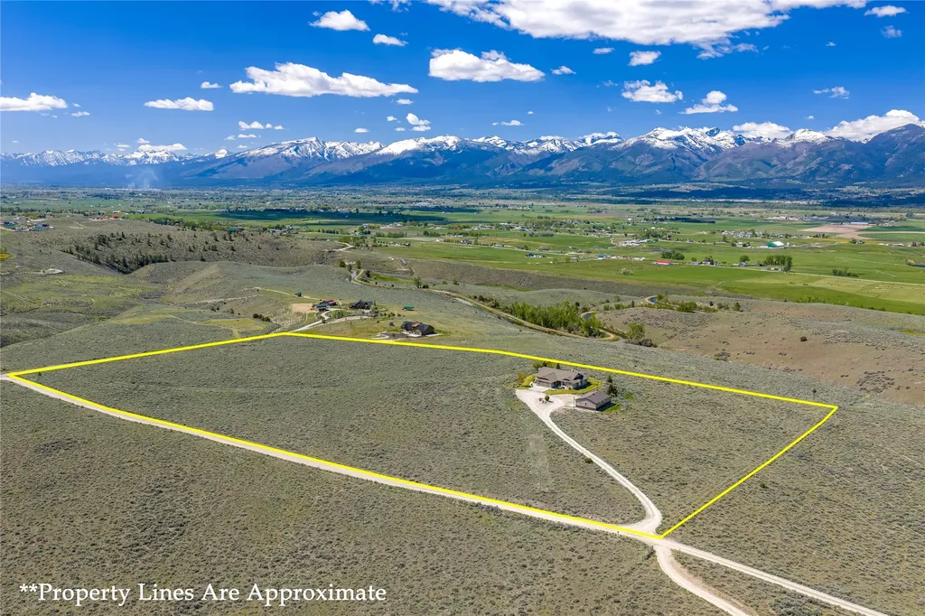 447 Labrador Trail Corvallis MT 59828