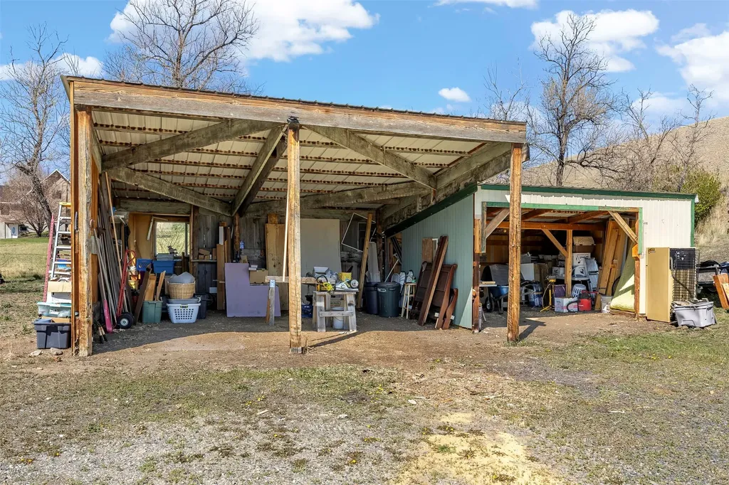 967 Mt Hwy 2 W Whitehall MT 59759