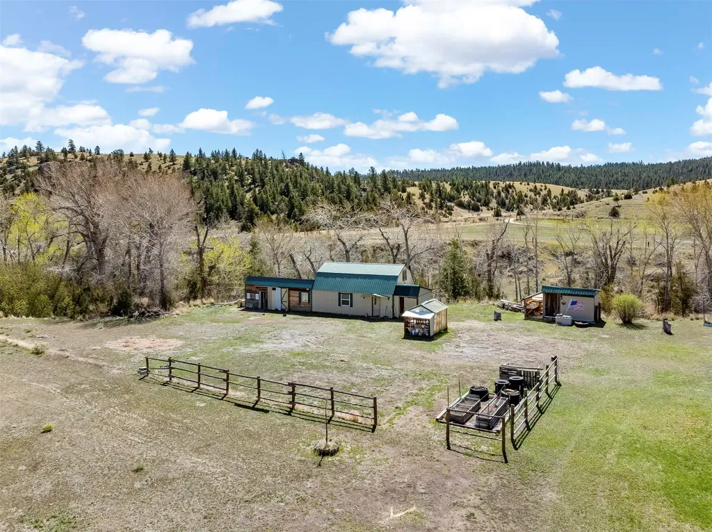 967 Mt Hwy 2 W Whitehall MT 59759