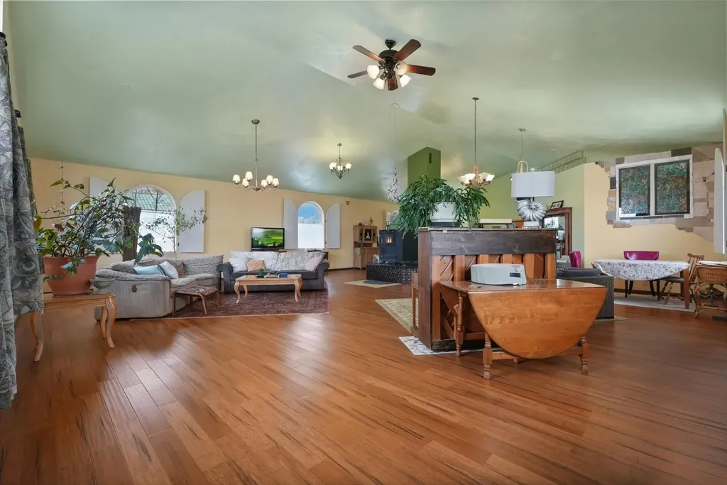 529 3rd Avenue St Ignatius MT 59865
