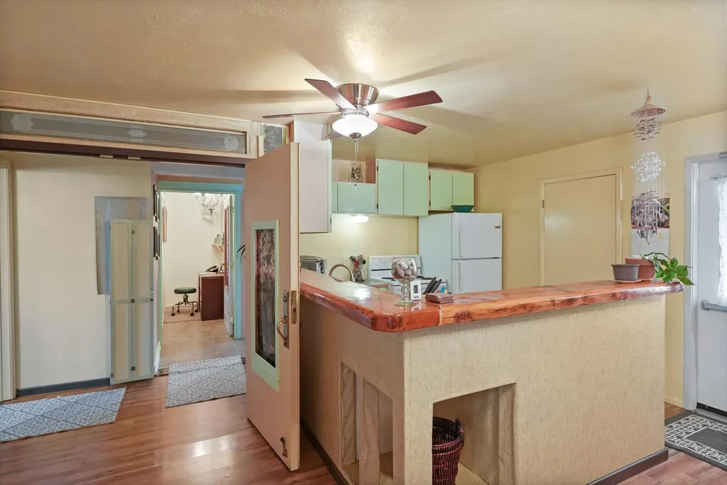 529 3rd Avenue St Ignatius MT 59865
