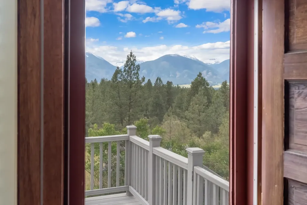 428 Sapphire Lane Stevensville MT 59870
