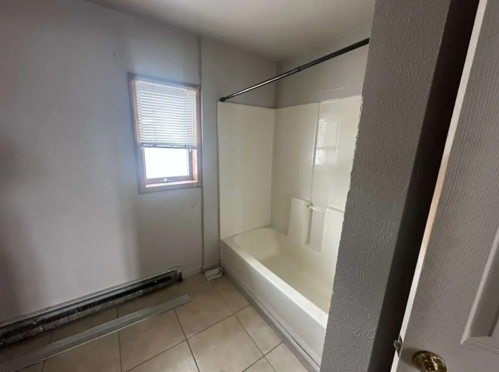1820 Thomas Avenue Butte MT 59701