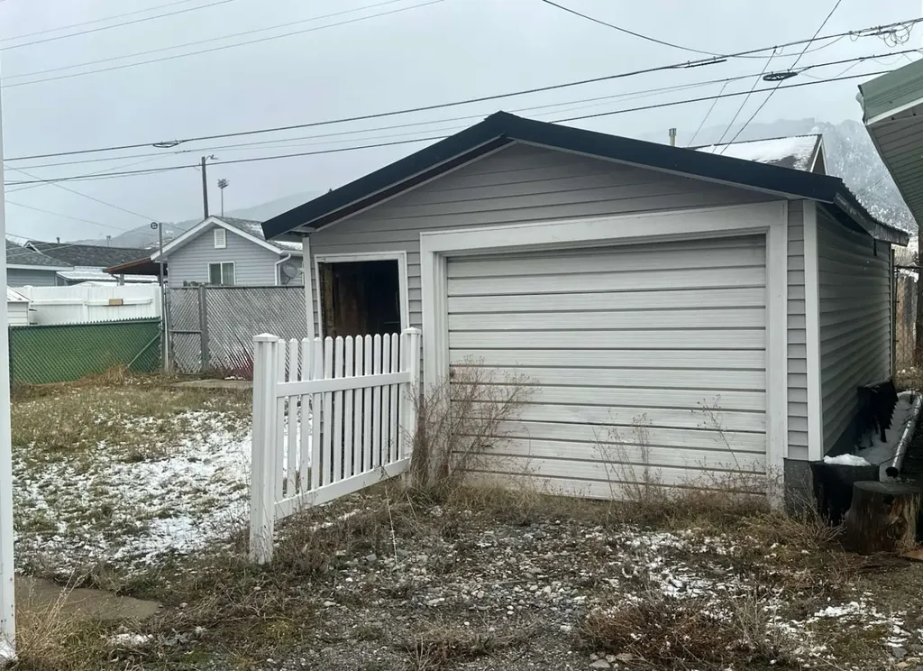 1820 Thomas Avenue Butte MT 59701