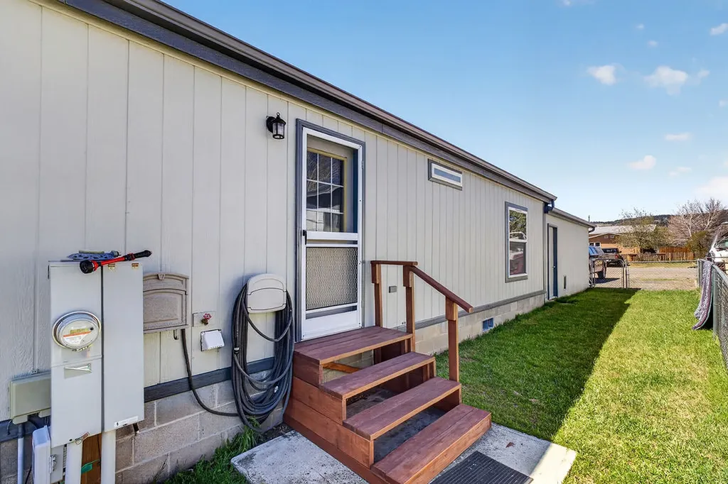 608 N Monroe Street Boulder MT 59632