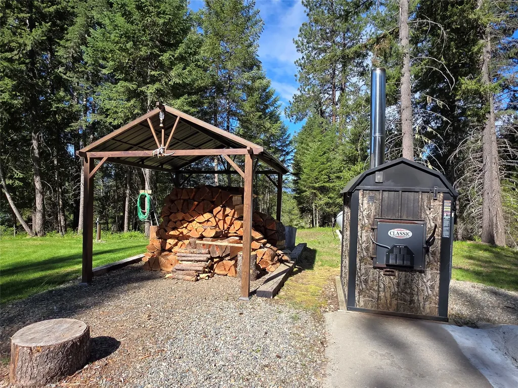 26 Castele Lane Trout Creek MT 59874