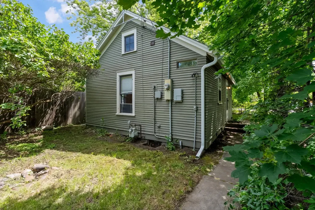 1424 Defoe Street Missoula MT 59802
