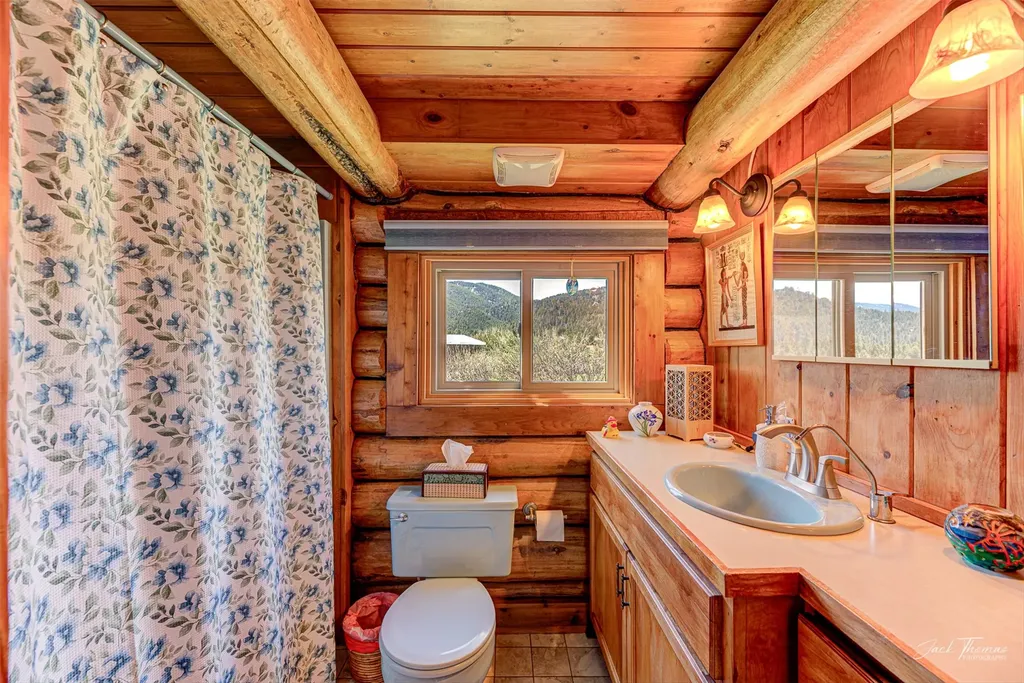 11 Fiddlers Green Clancy MT 59634
