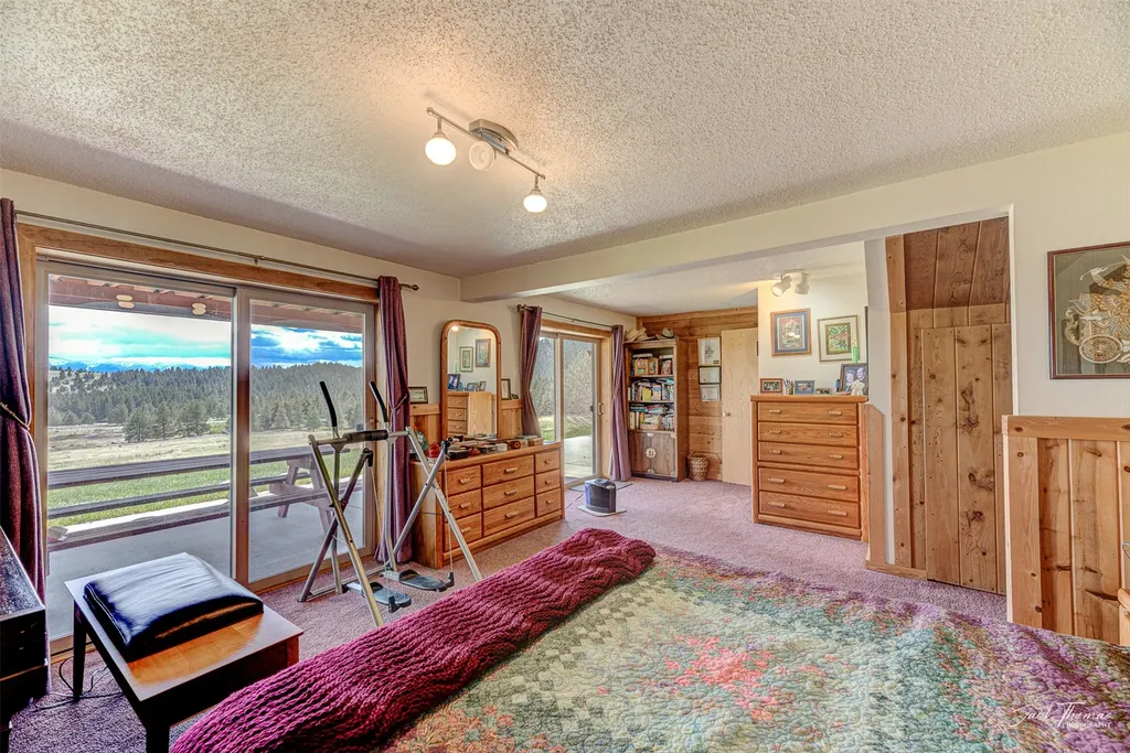 11 Fiddlers Green Clancy MT 59634
