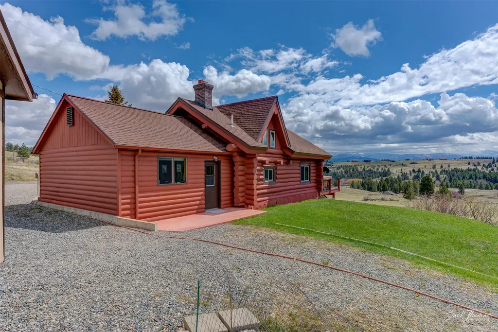 11 Fiddlers Green Clancy MT 59634