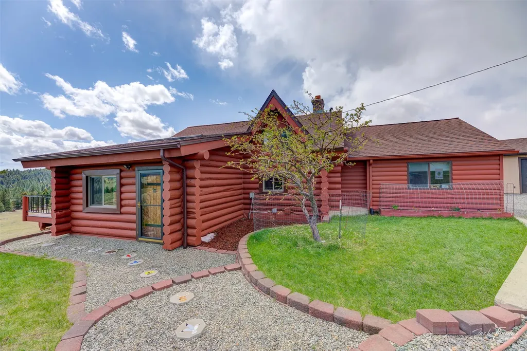 11 Fiddlers Green Clancy MT 59634