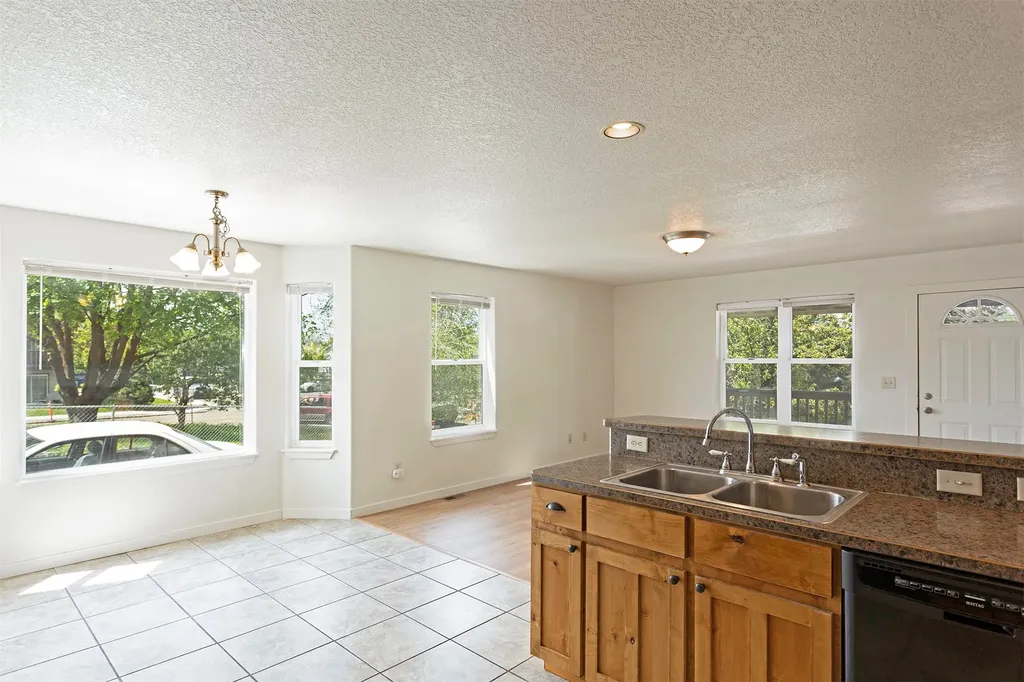 2233 Mount Avenue Missoula MT 59801