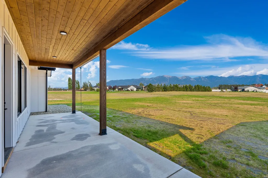 25 S Scarface Peak Court Kalispell MT 59901