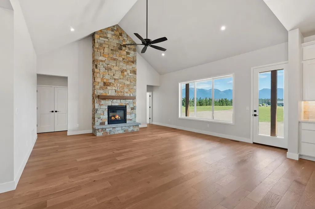 25 S Scarface Peak Court Kalispell MT 59901
