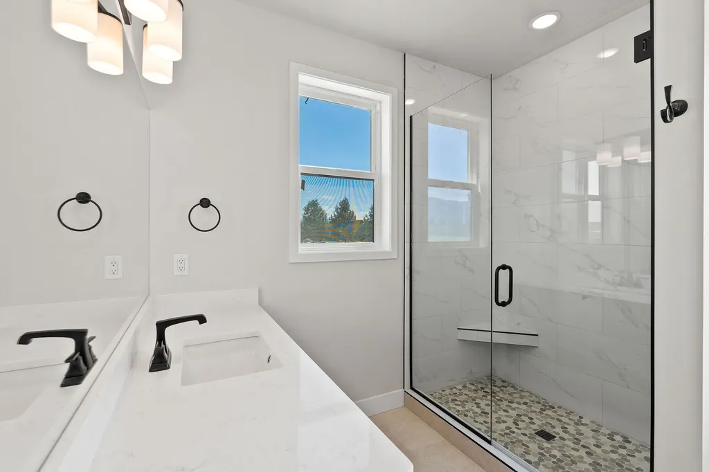 25 S Scarface Peak Court Kalispell MT 59901