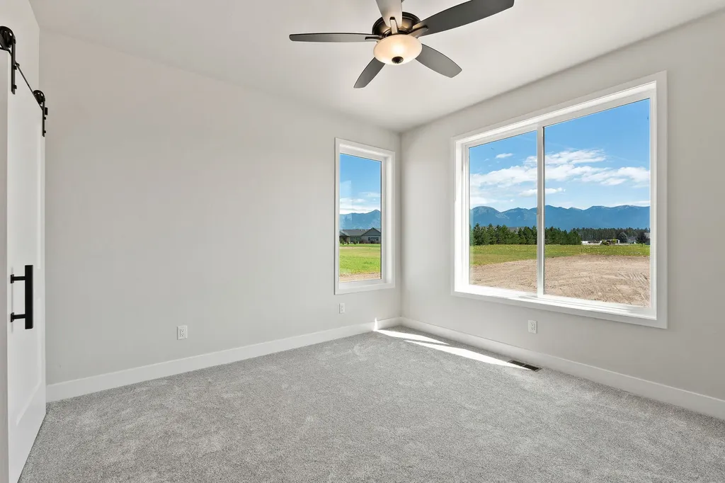 25 S Scarface Peak Court Kalispell MT 59901