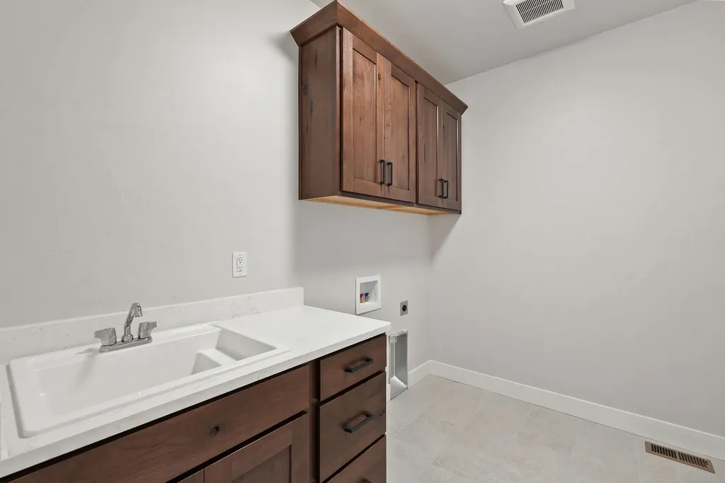 25 S Scarface Peak Court Kalispell MT 59901
