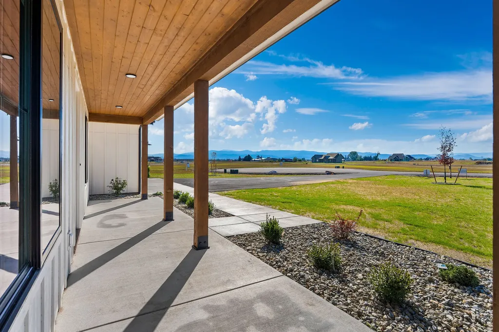 25 S Scarface Peak Court Kalispell MT 59901