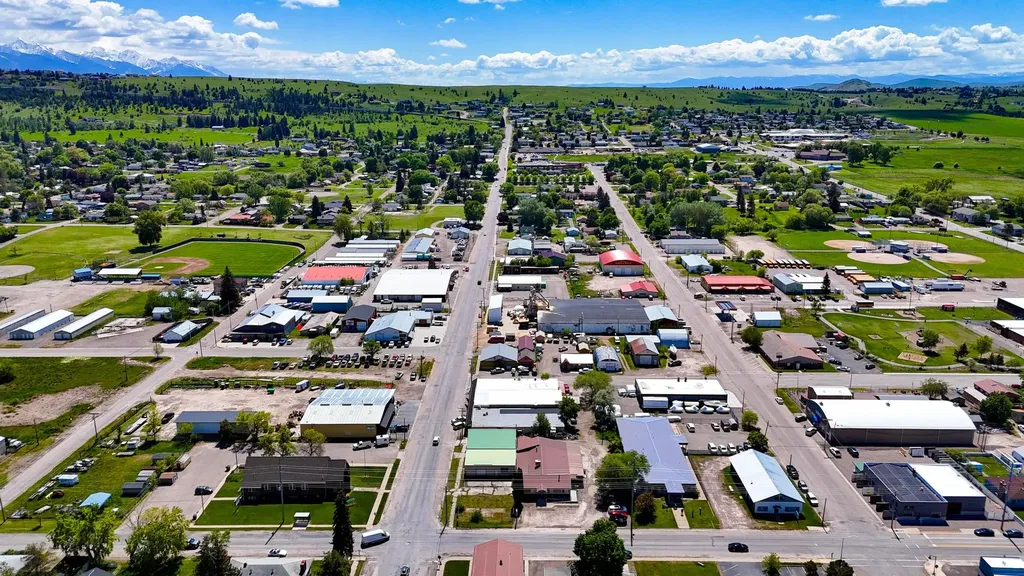 10 Seventh Avenue E Polson MT 59860