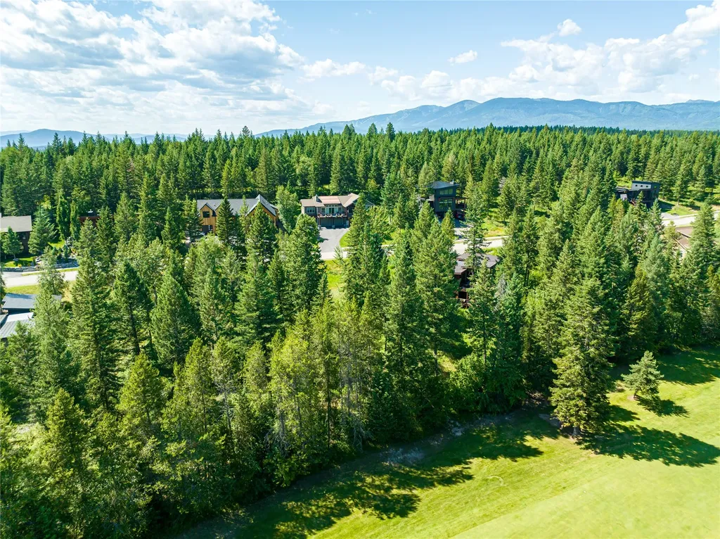253 Gleneagles Trail Columbia Falls MT 59912