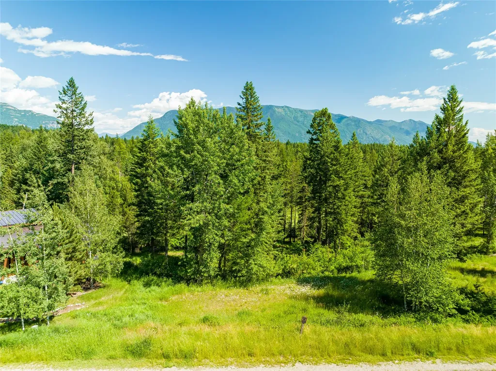253 Gleneagles Trail Columbia Falls MT 59912