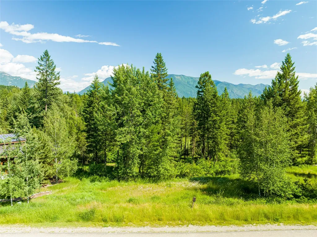 253 Gleneagles Trail Columbia Falls MT 59912