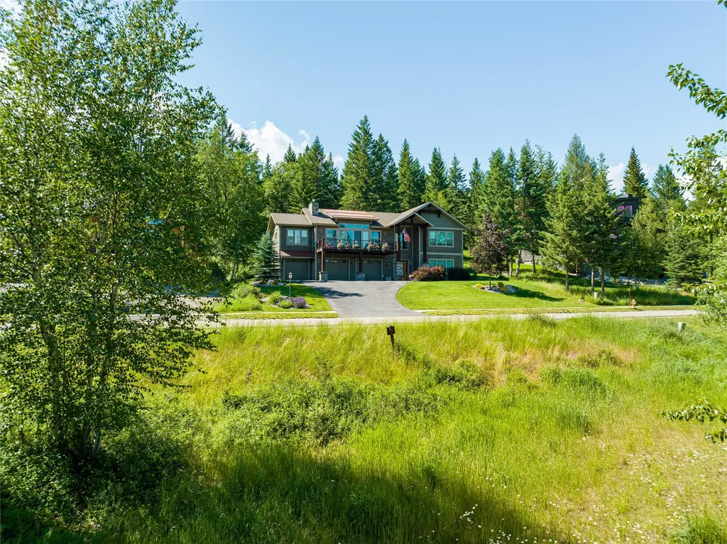 253 Gleneagles Trail Columbia Falls MT 59912