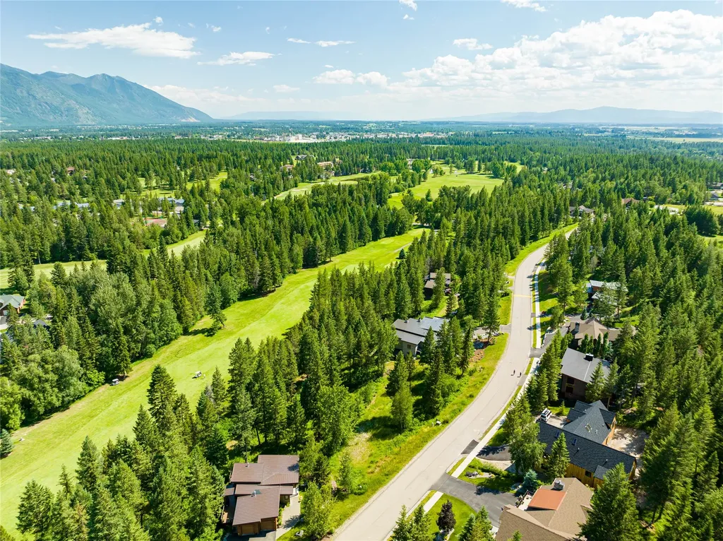 253 Gleneagles Trail Columbia Falls MT 59912