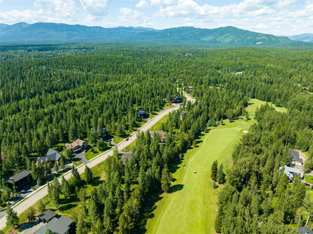 253 Gleneagles Trail Columbia Falls MT 59912