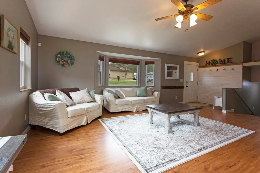 21133 Handley Loop Clinton MT 59825