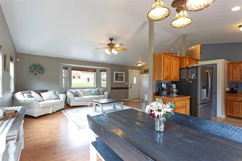 21133 Handley Loop Clinton MT 59825