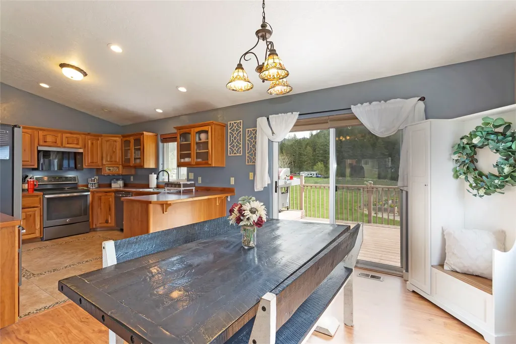 21133 Handley Loop Clinton MT 59825