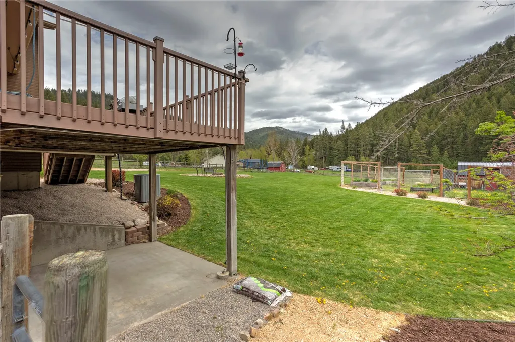 21133 Handley Loop Clinton MT 59825
