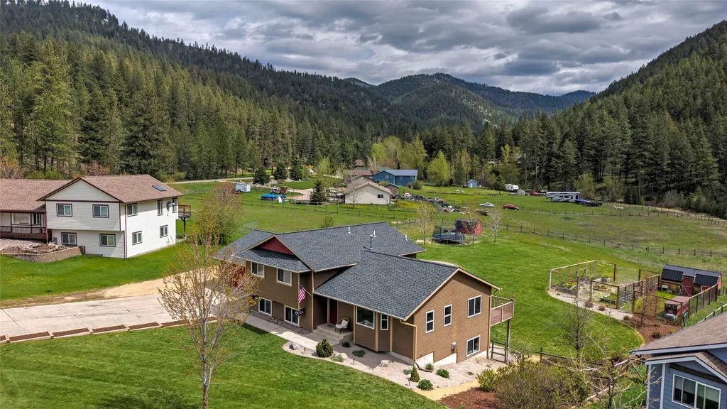 21133 Handley Loop Clinton MT 59825