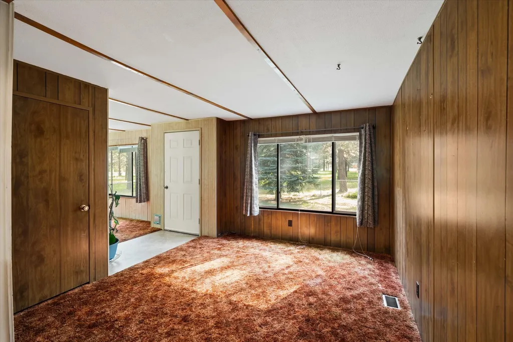 74 Hawkeye Lane Troy MT 59935