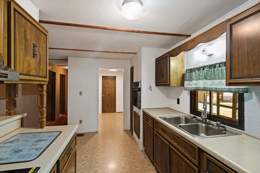 74 Hawkeye Lane Troy MT 59935