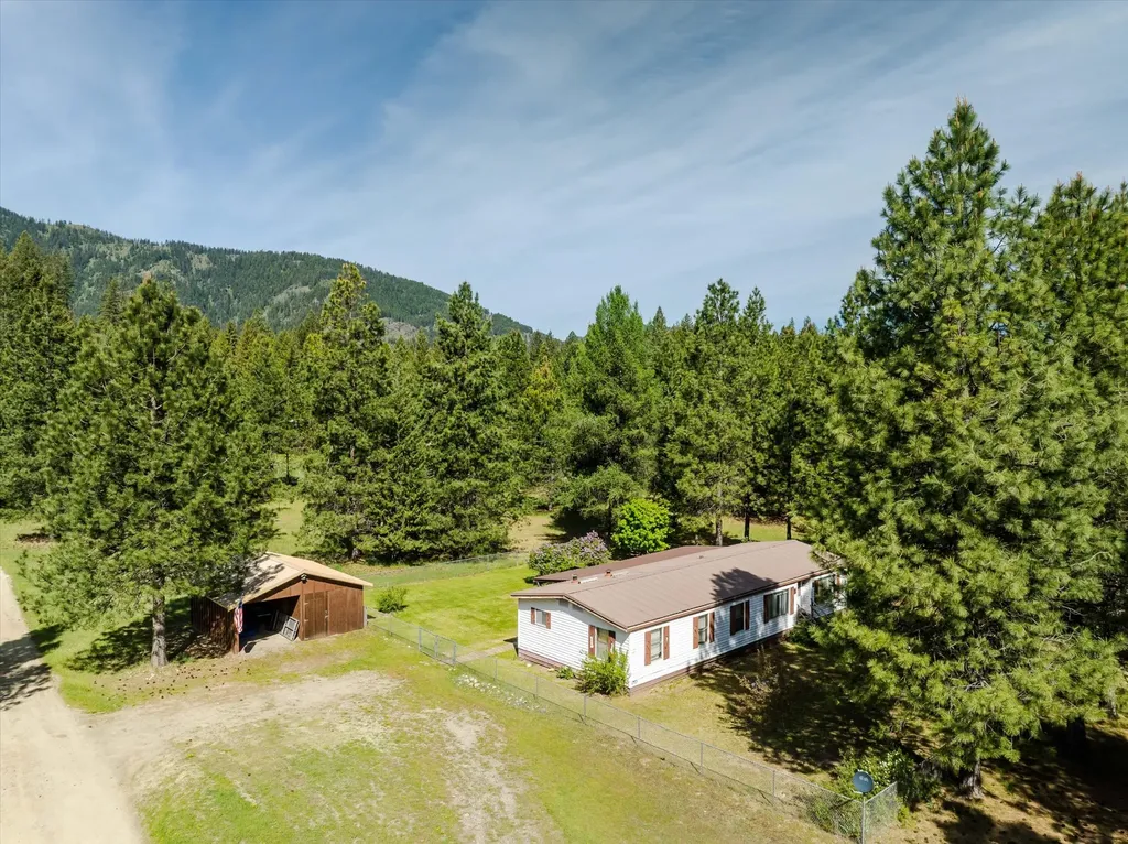 74 Hawkeye Lane Troy MT 59935