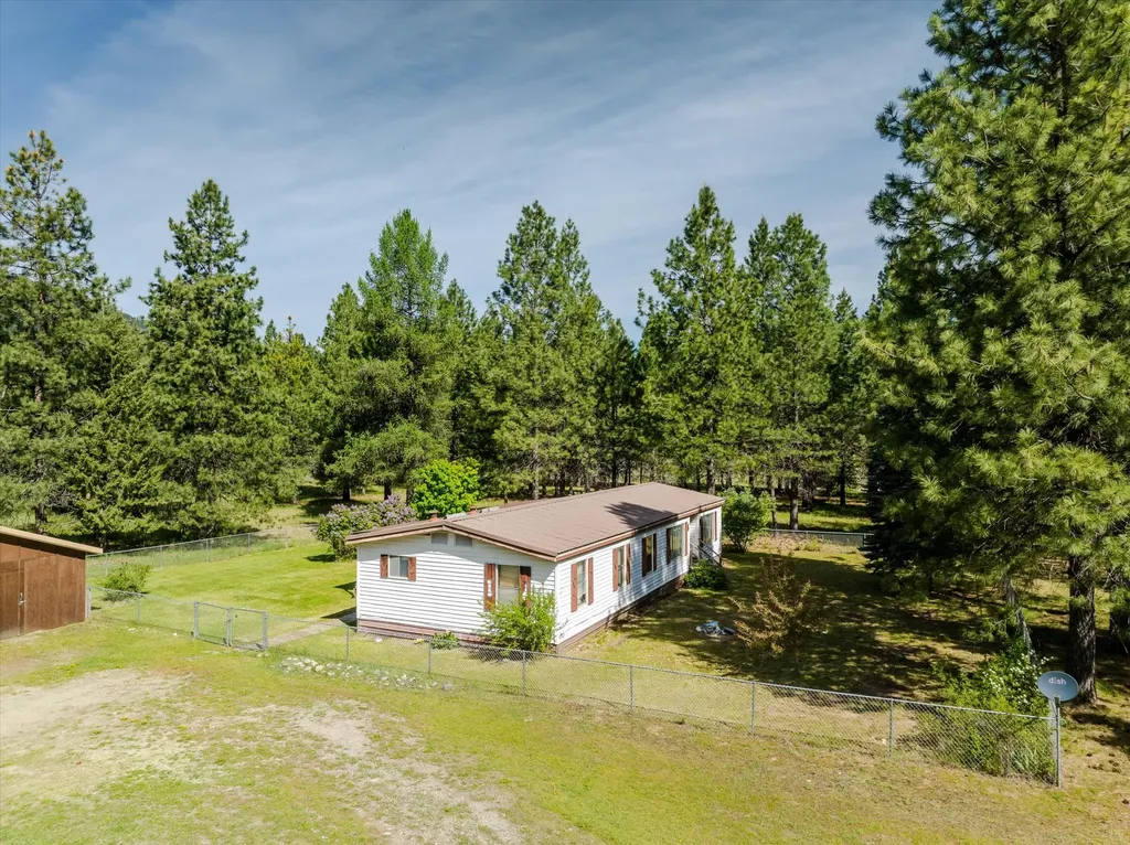 74 Hawkeye Lane Troy MT 59935
