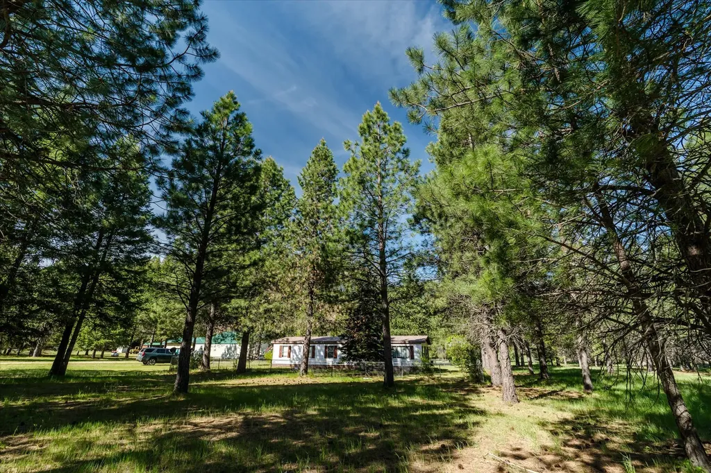 74 Hawkeye Lane Troy MT 59935