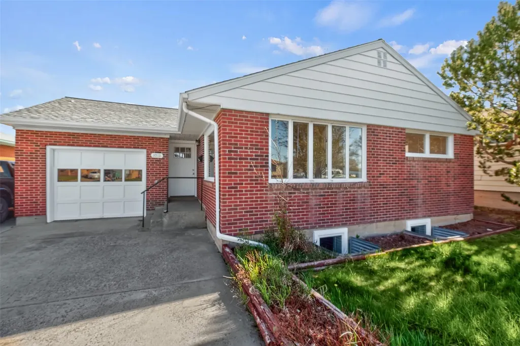 1018 3rd Avenue NW Great Falls MT 59404
