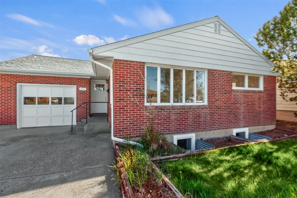 1018 3rd Avenue NW Great Falls MT 59404