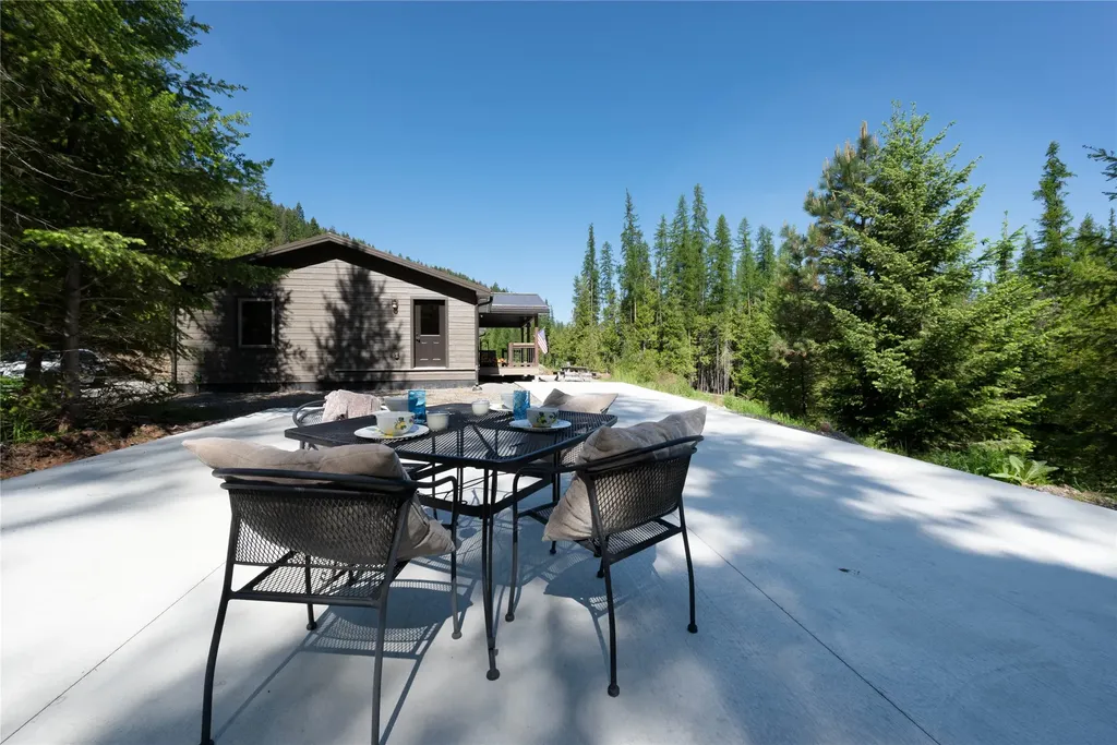 58 Ridge Loop Road Trout Creek MT 59874