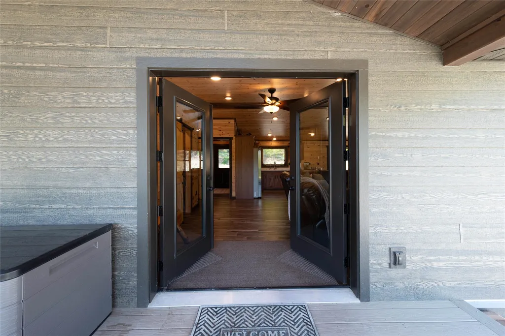 58 Ridge Loop Road Trout Creek MT 59874