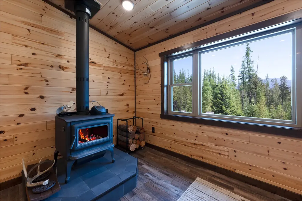 58 Ridge Loop Road Trout Creek MT 59874