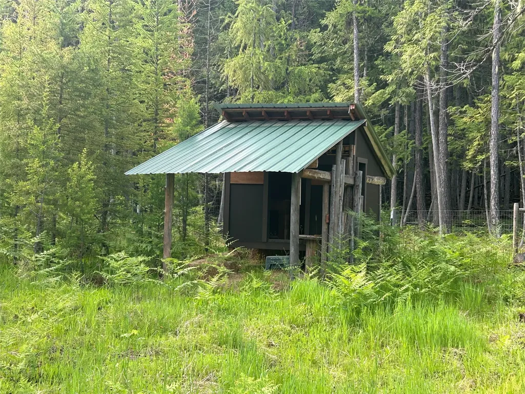 58 Ridge Loop Road Trout Creek MT 59874
