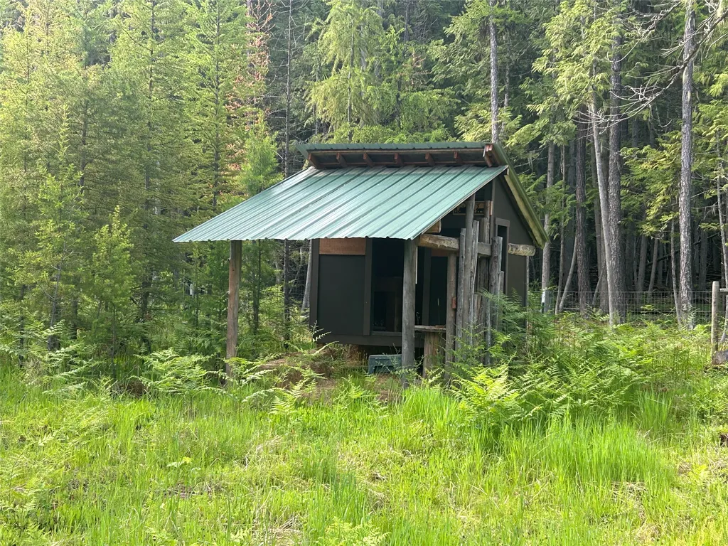 58 Ridge Loop Road Trout Creek MT 59874