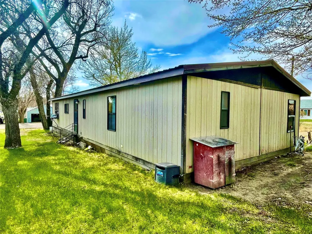 1400 Saint Charles Street Fort Benton MT 59442